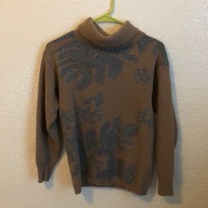 Neiman Marcus sweater